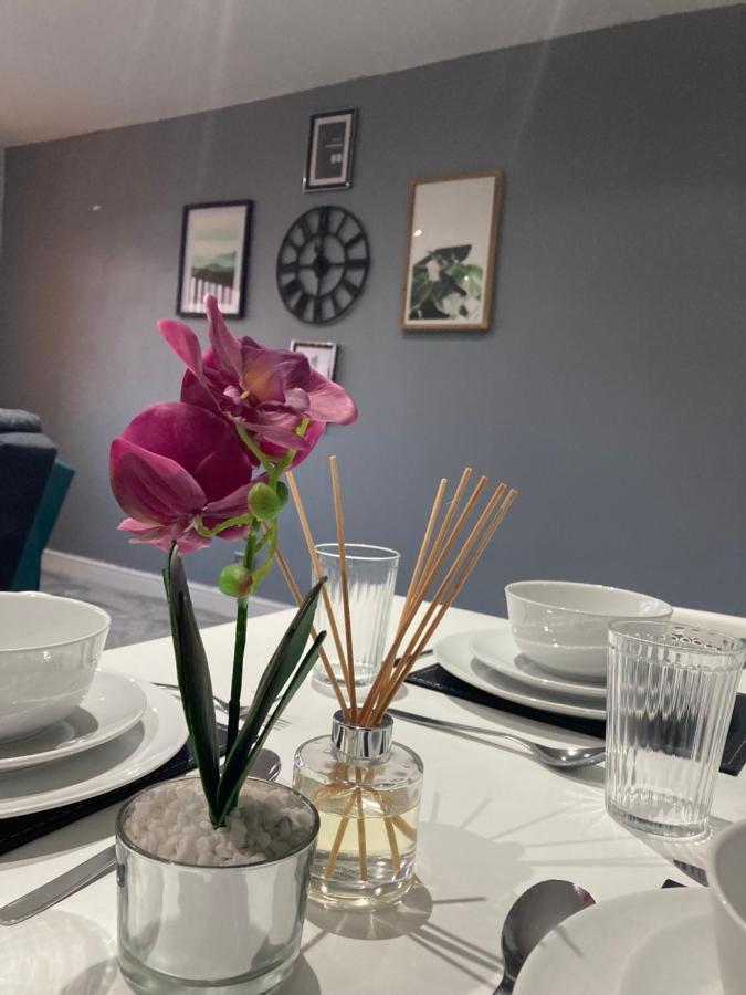 Hilltop Place Suites Near Doncaster Racecourse 외부 사진