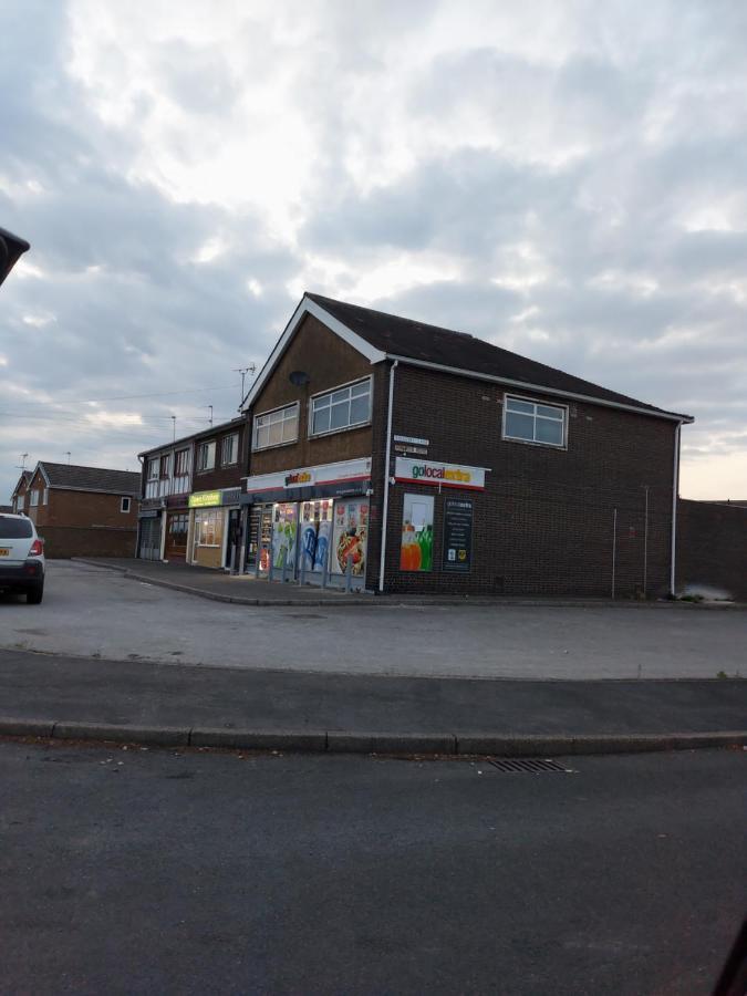 Hilltop Place Suites Near Doncaster Racecourse 외부 사진