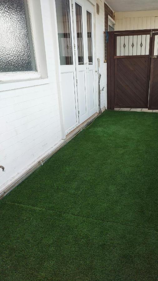 Hilltop Place Suites Near Doncaster Racecourse 외부 사진